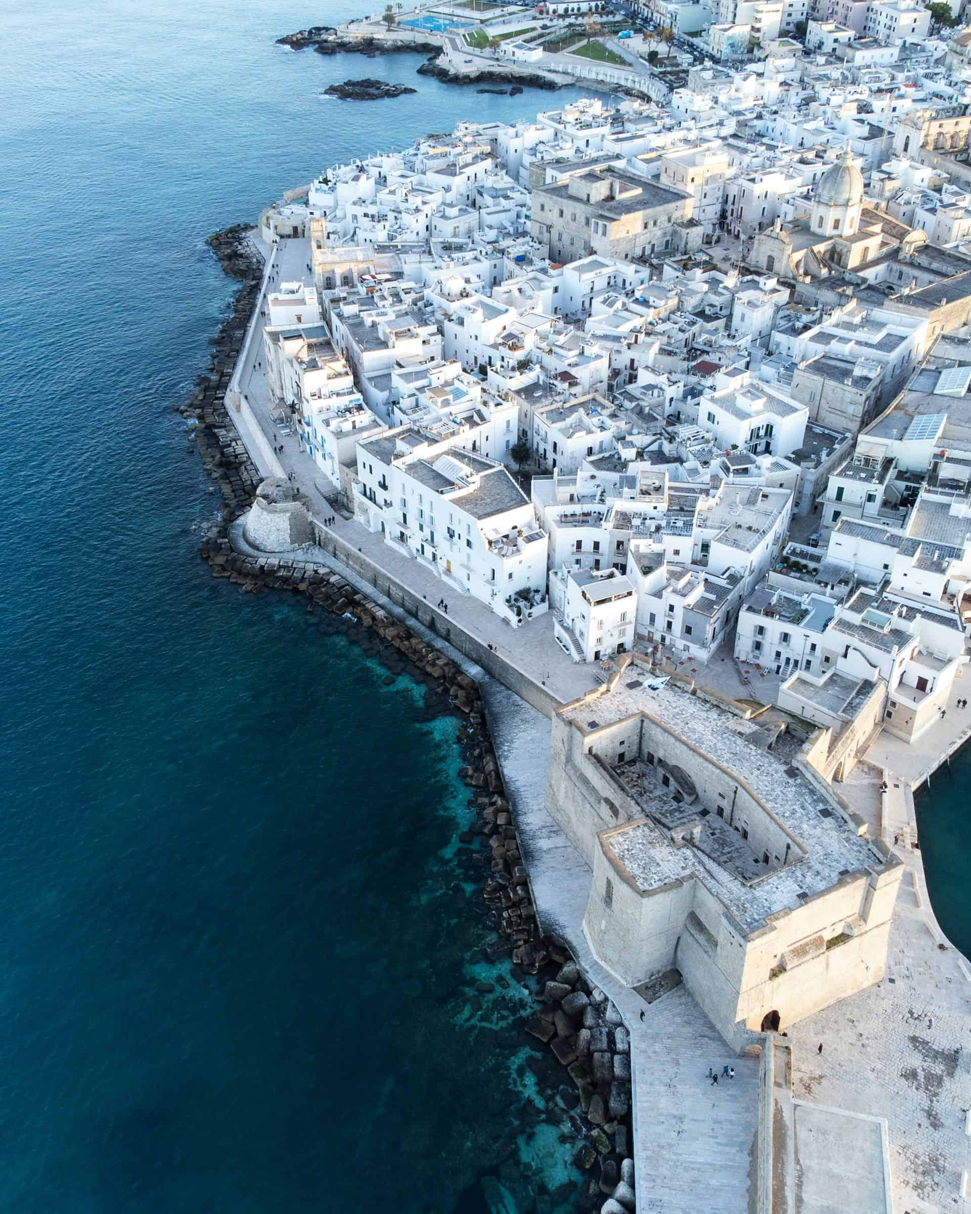 Bari promenade