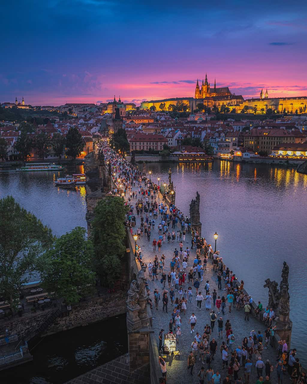 Praag in de avond